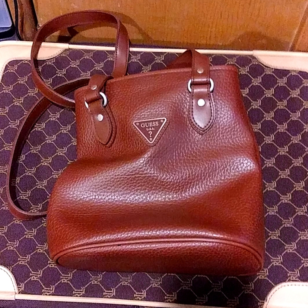👜 HANDBAG